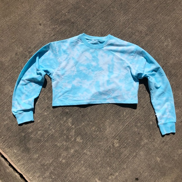 Sweaters - Custom tie dye cropped sweatshirt